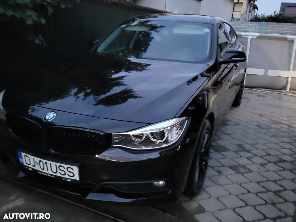BMW Seria 3 320d DPF Aut. M Sport Edition - 2
