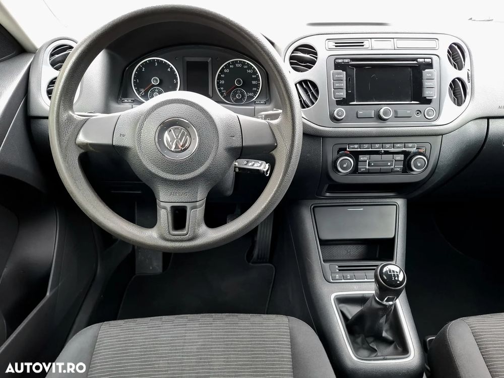 Volkswagen Tiguan 2.0 TDI DPF BlueMotion Technology Exclusive - 10