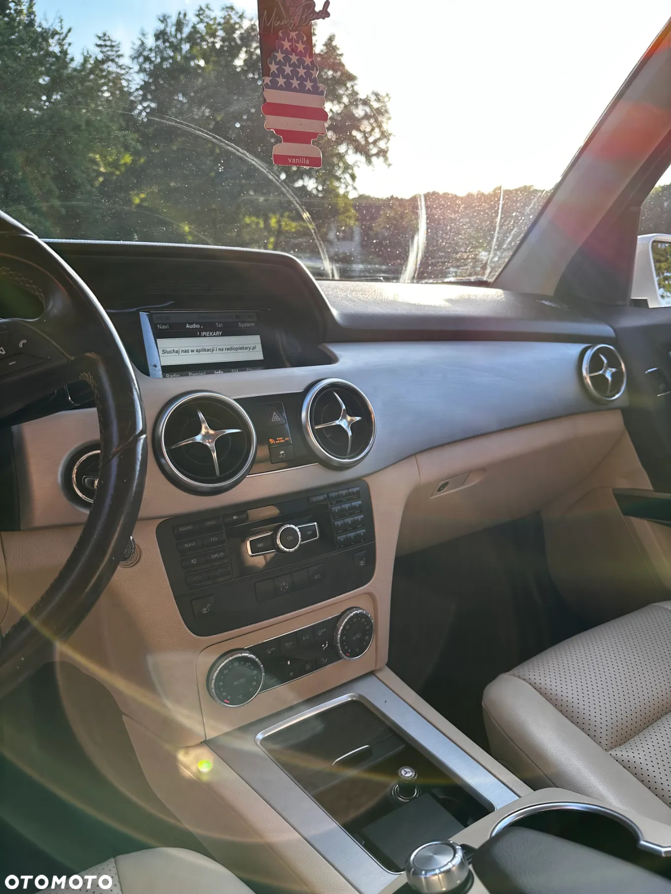 Mercedes-Benz GLK 350 4-Matic - 32