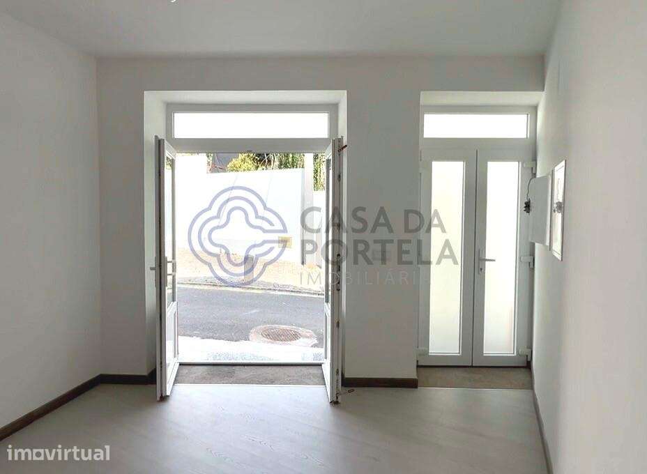Moradia T3 tradicional totalmente renovada - Grande imagem: 5/33