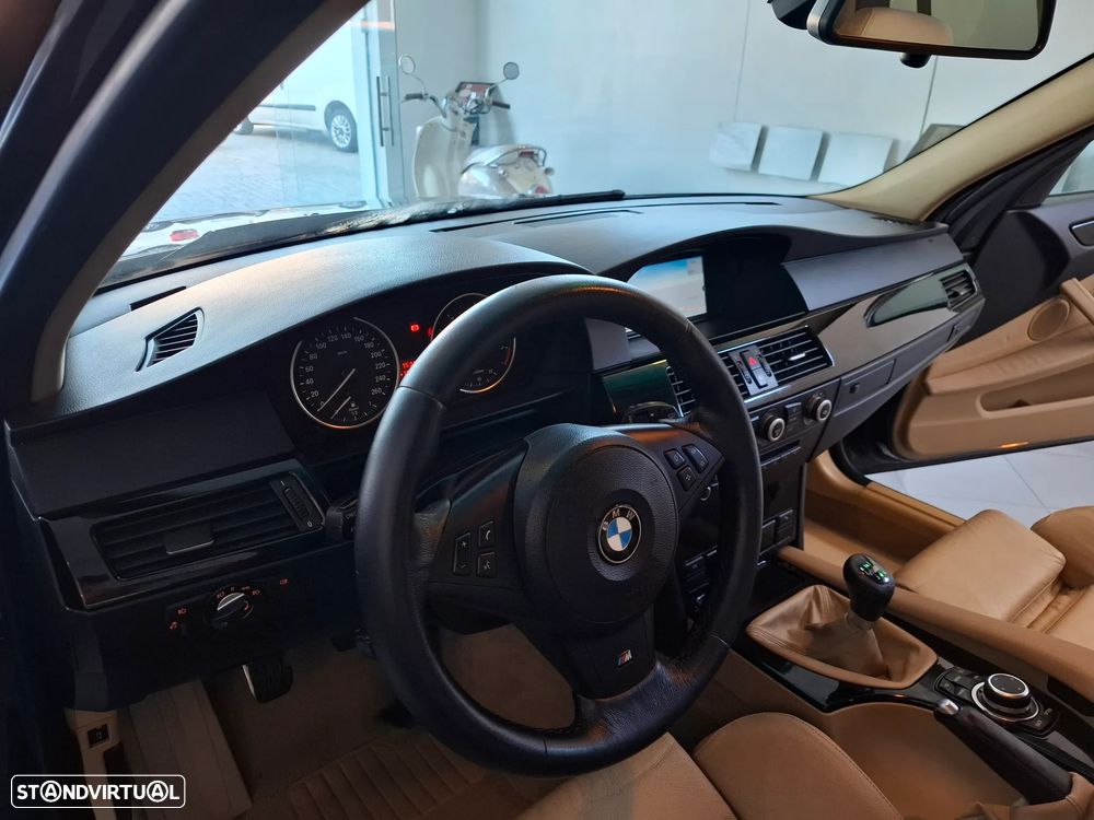 BMW 520 Gran Turismo - 10