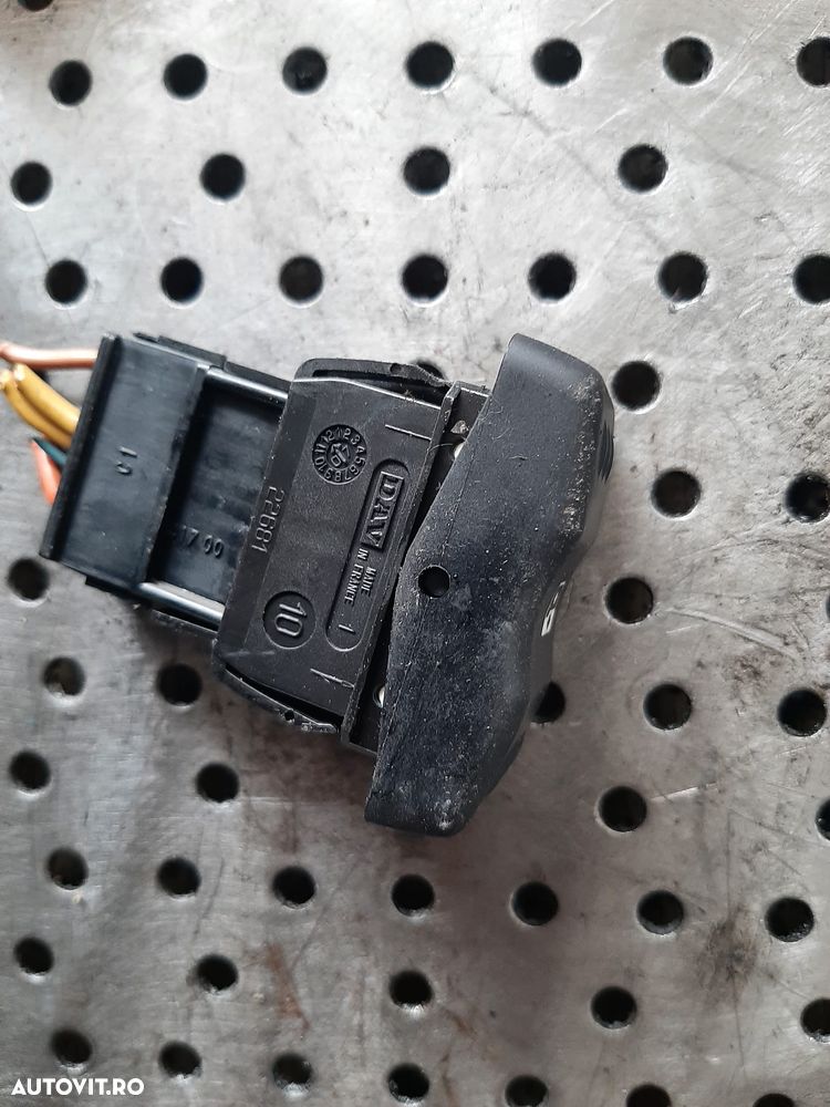 buton deschidere geam dacia logan 1 ls 22681 - 3