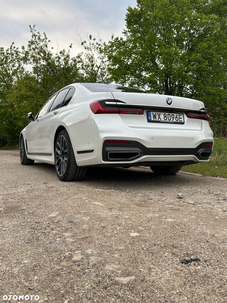 BMW Seria 7 750d xDrive sport - 3