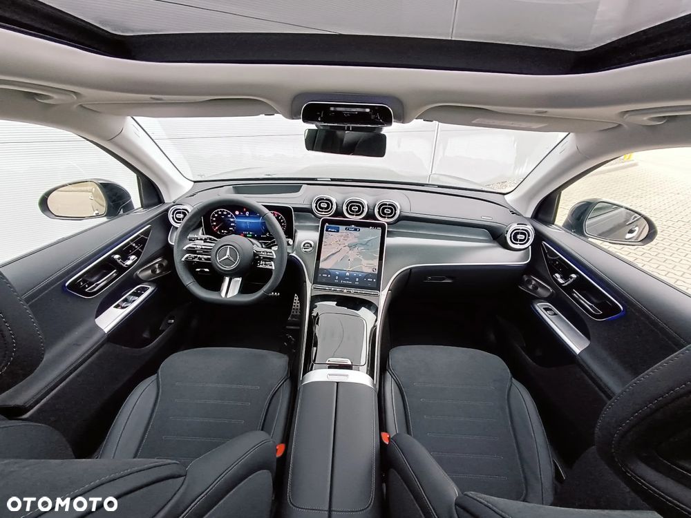 Mercedes-Benz GLC - 7