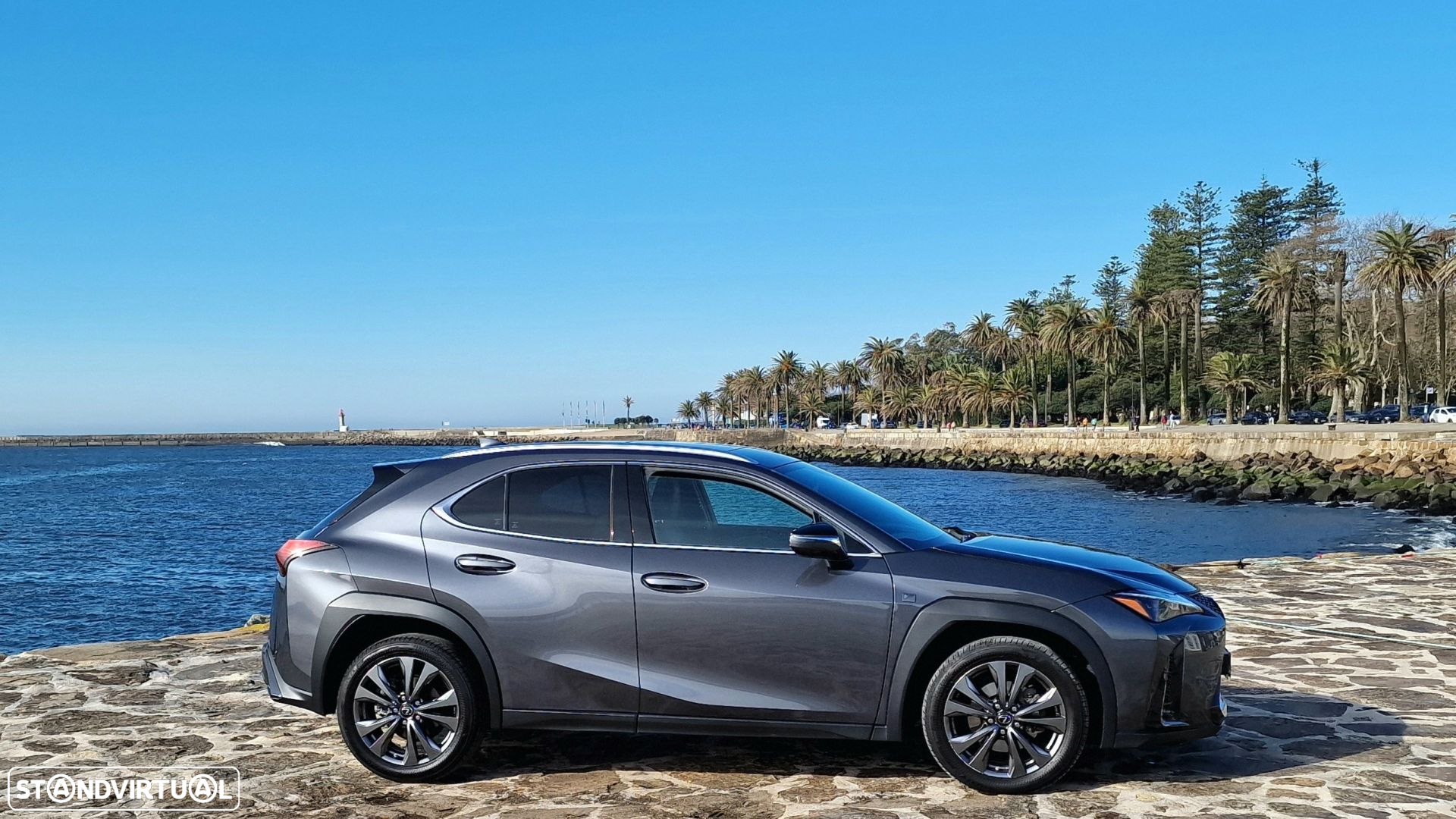 Lexus UX 250h Sport (Ecrã 12.3) - 8