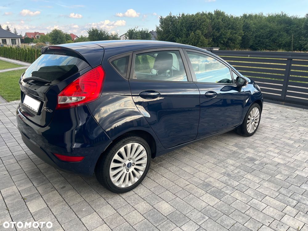 Ford Fiesta 1.4 Trend EU5 - 11