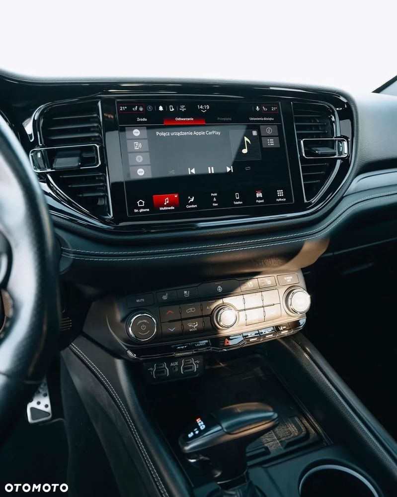 Dodge Durango 6.4 SRT - 16