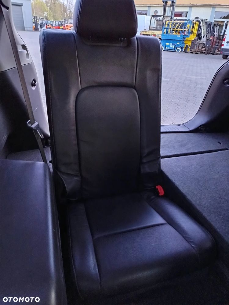 Chevrolet Captiva 2.2 D LTZ - 16