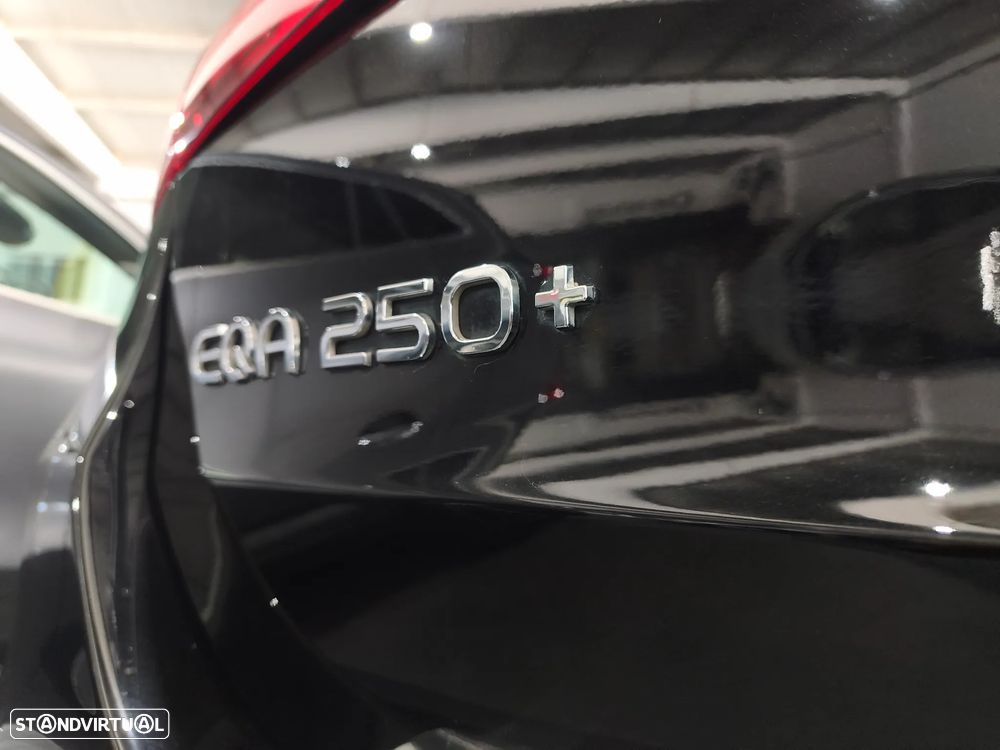 Mercedes-Benz EQA 250 AMG Line - 5