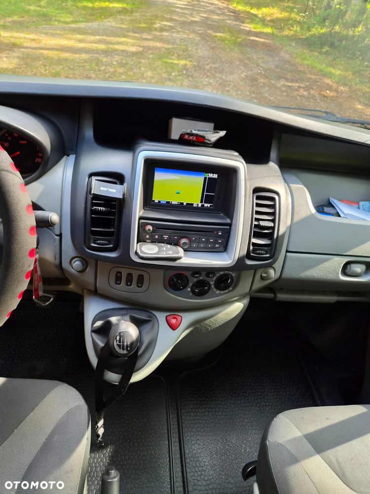 Renault Trafic - 22