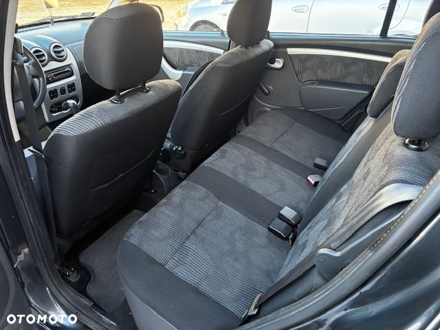 Dacia Sandero 1.6 Laureate - 4