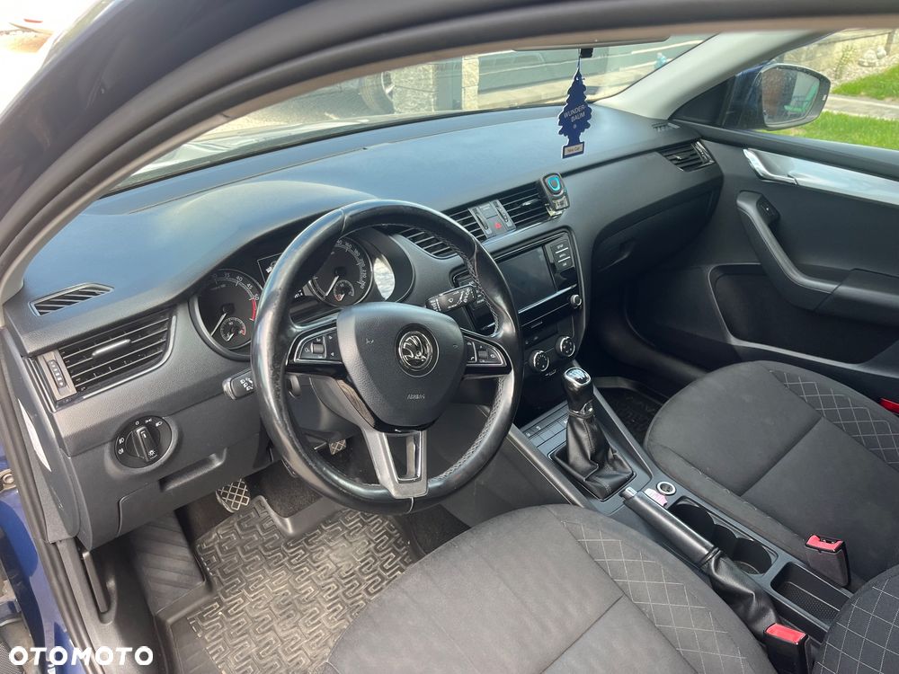 Skoda Octavia 1.6 TDI Clever - 8