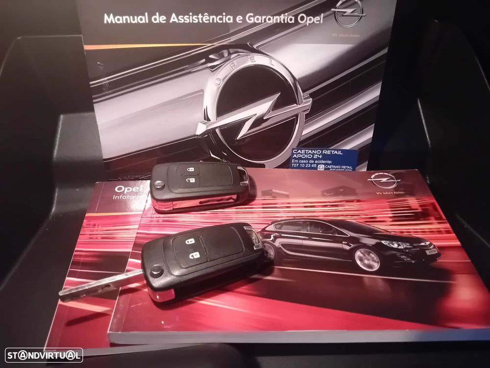 Opel Astra Caravan 1.7 CDTi Cosmo Plus - 23