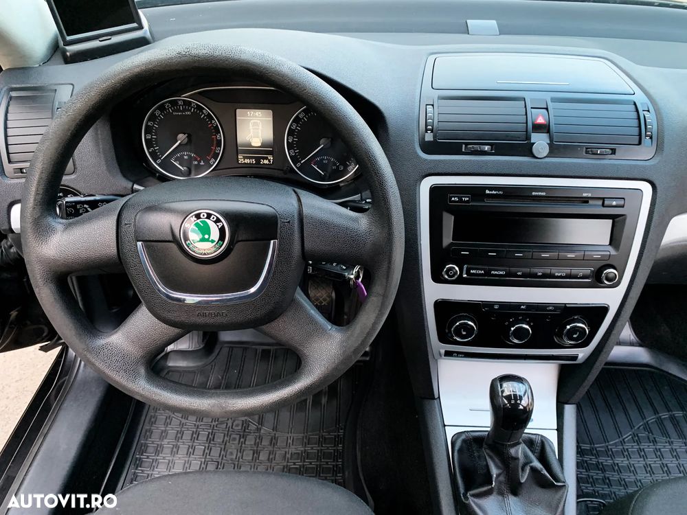 Skoda Octavia 2.0 TDI Trend - 9