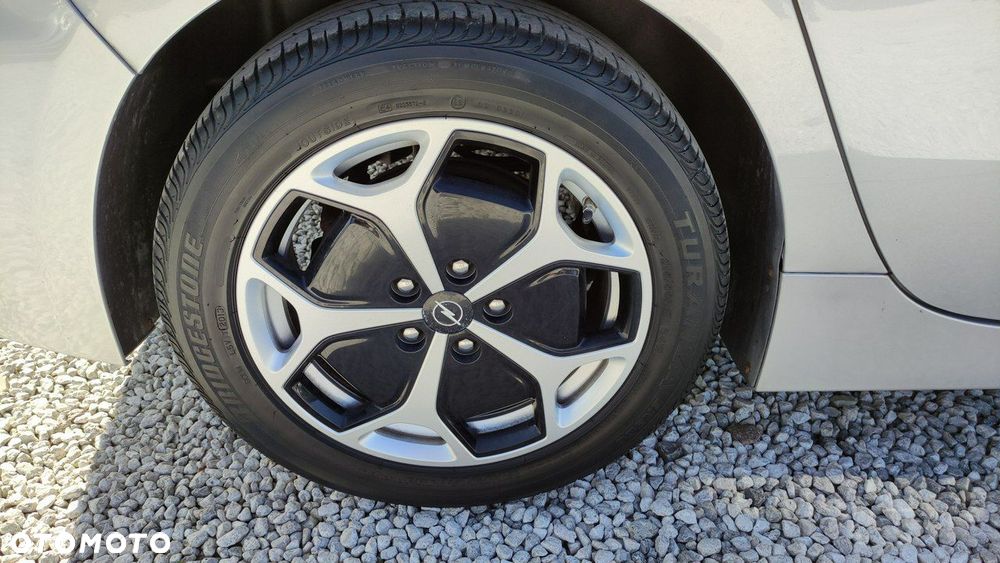 Opel Ampera - 20