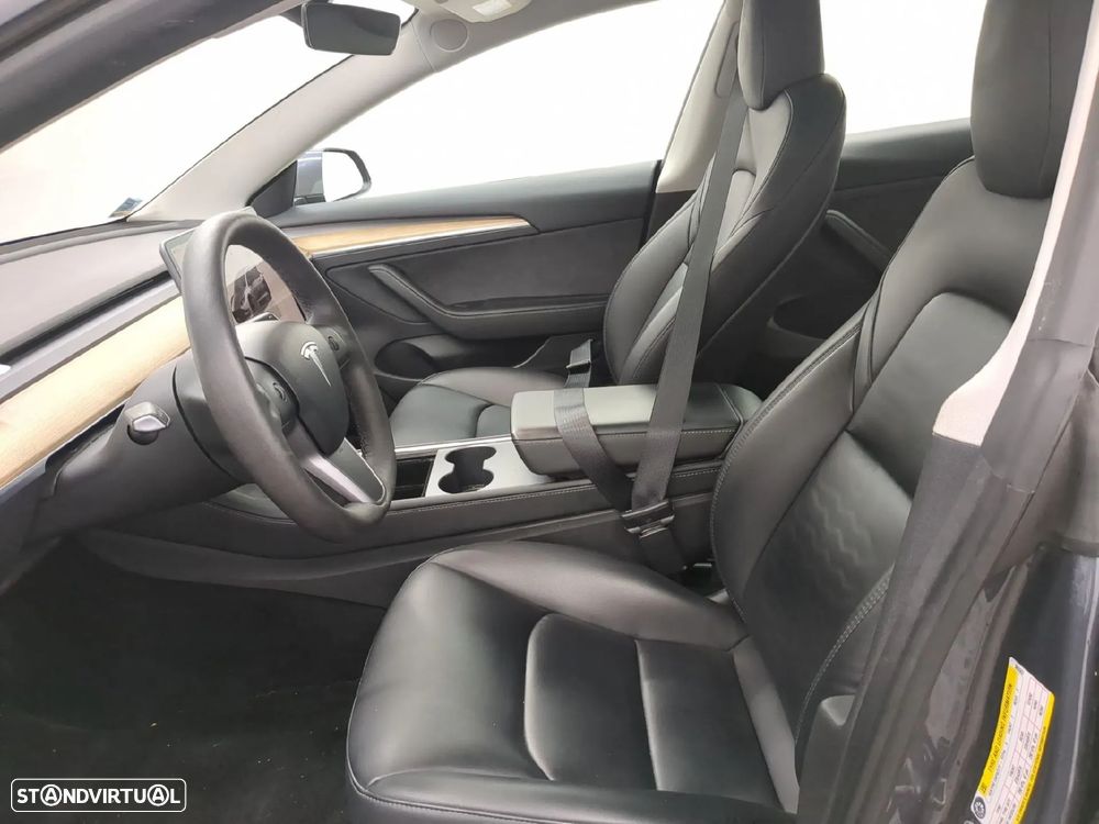 Tesla Model 3 Standard Range Plus RWD - 11