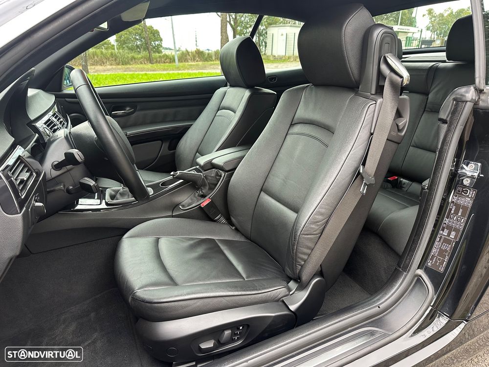 BMW 320 i Cabrio - 24