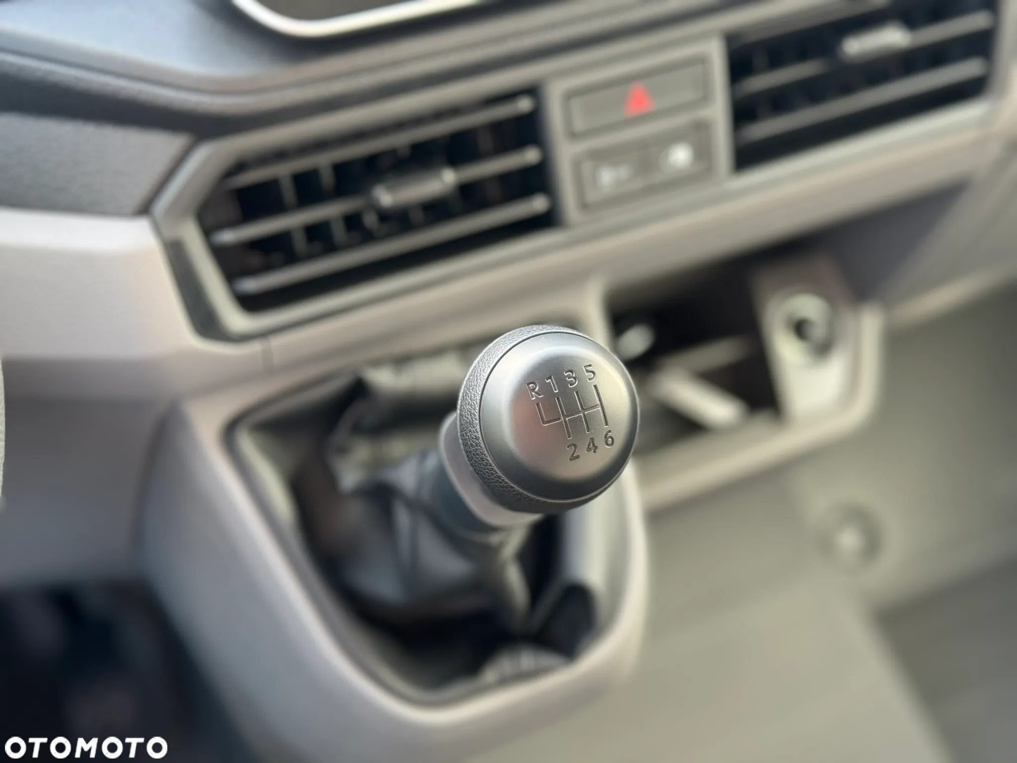 Volkswagen Crafter Furgon - 22