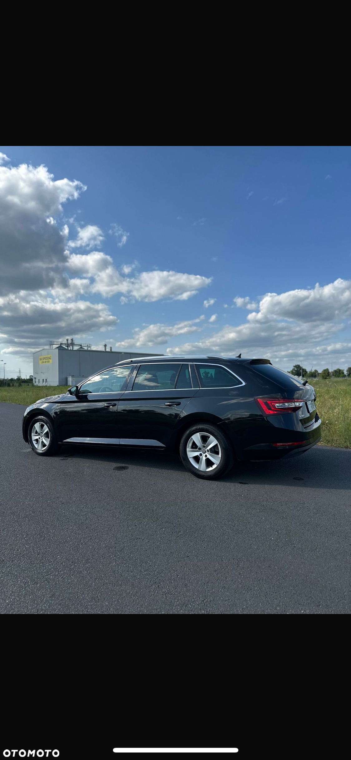 Skoda Superb Combi 2.0 TDI DSG Ambition - 6