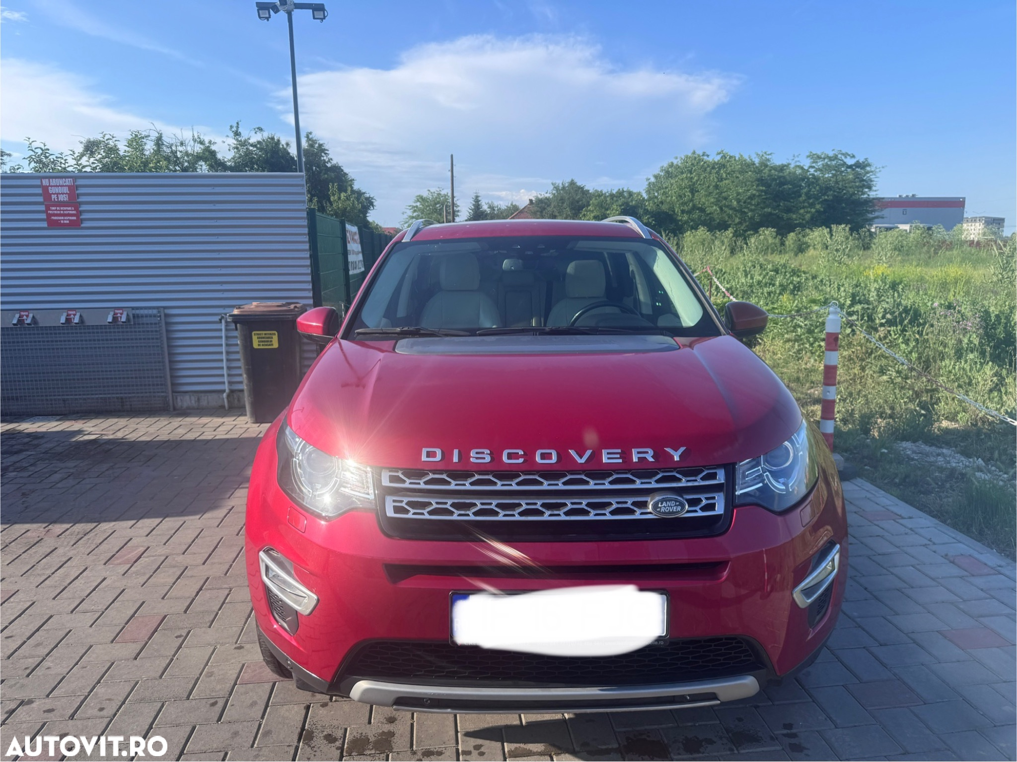 Land Rover Discovery Sport 2.0 l TD4 HSE Luxury Aut. - 2