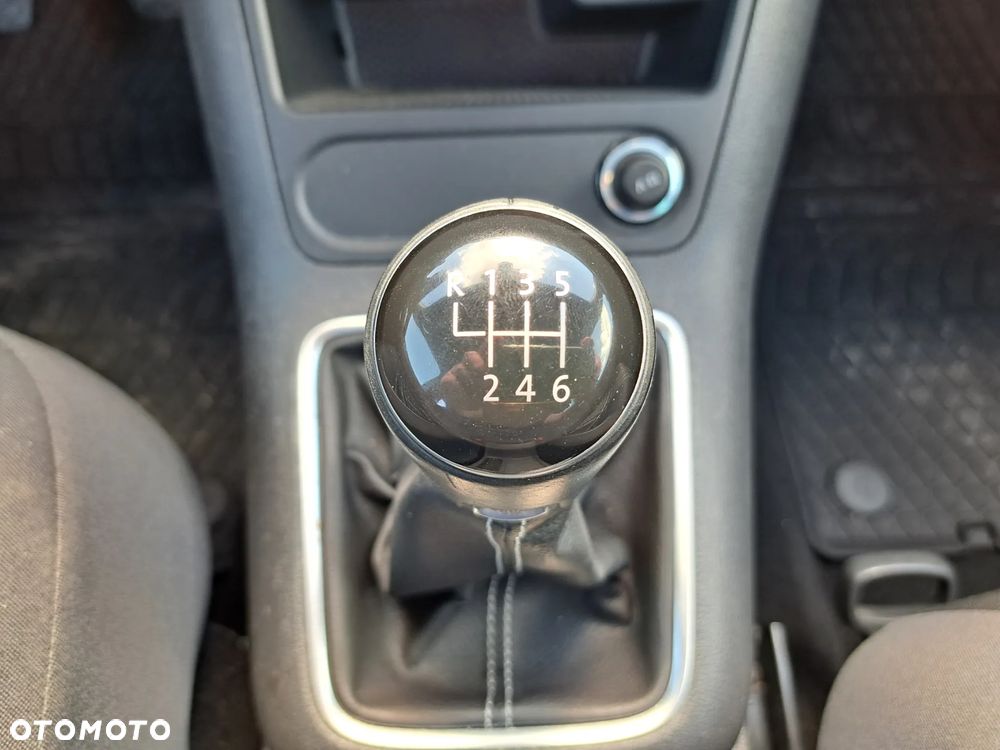 Volkswagen Tiguan - 26