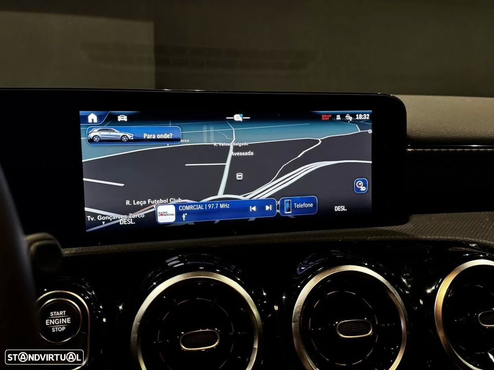 Mercedes-Benz A 250 - 25