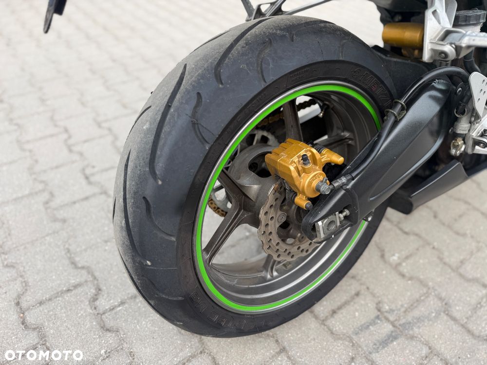 Kawasaki Ninja - 13