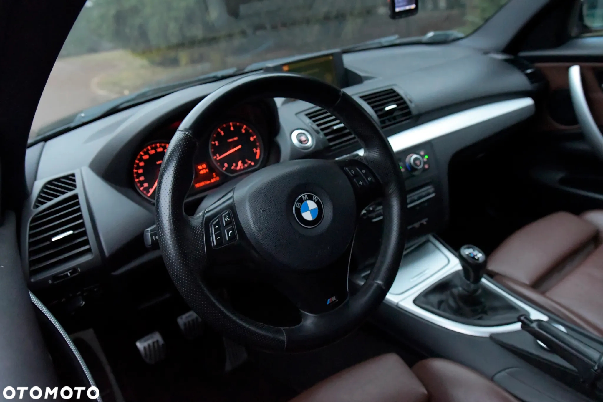 BMW Seria 1 120i - 10