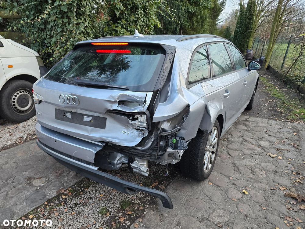 Audi A4 Avant 2.0 TDI - 7