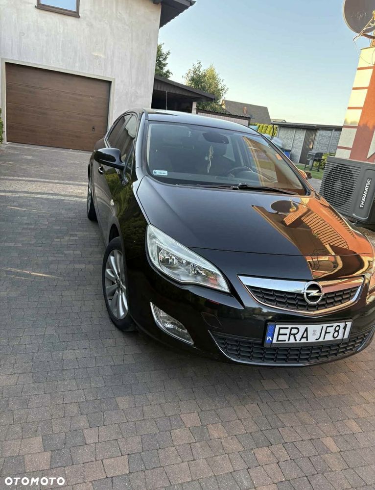 Opel Astra 1.4 Turbo - 4