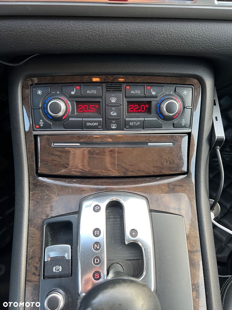Audi A8 4.2 TDI Quattro - 34