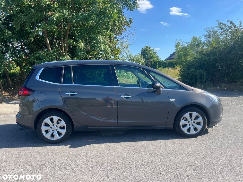 Opel Zafira Tourer 2.0 CDTI Active - 4