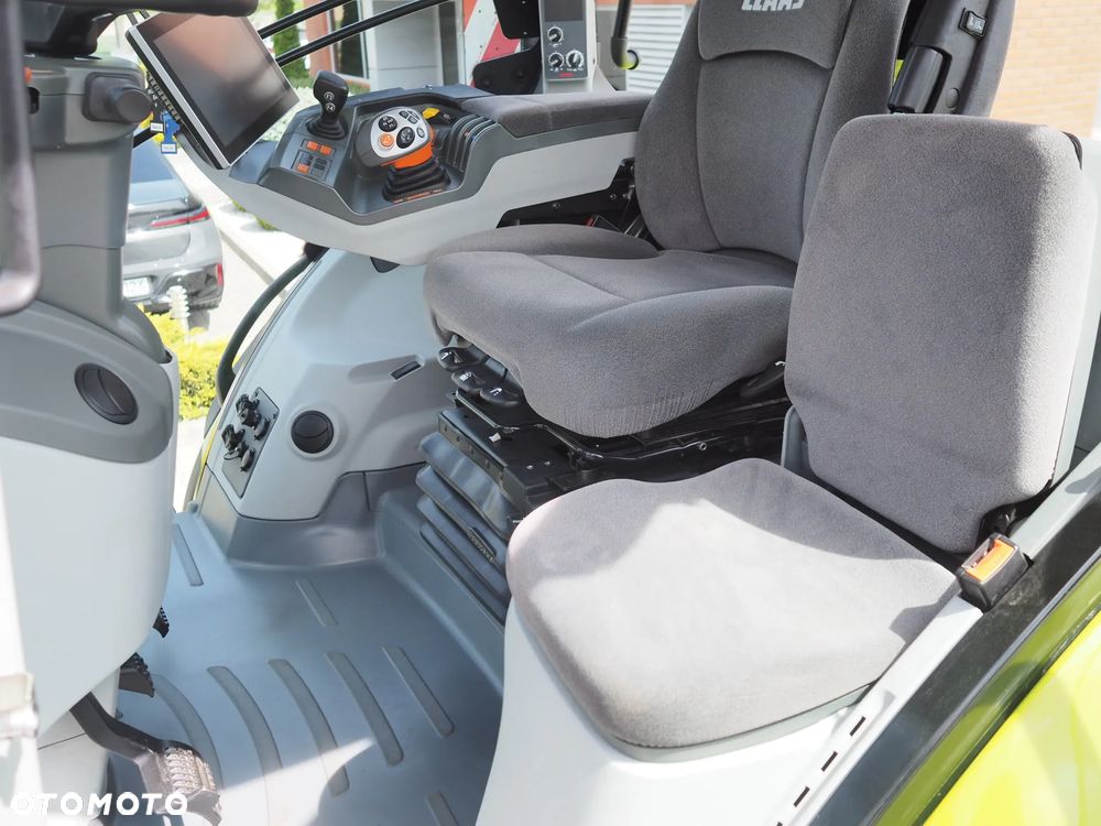 Claas Axion 850 CEBIS - 7