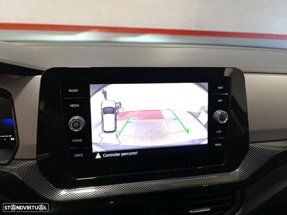 VW T-Cross 1.0 TSI Urban DSG - 9