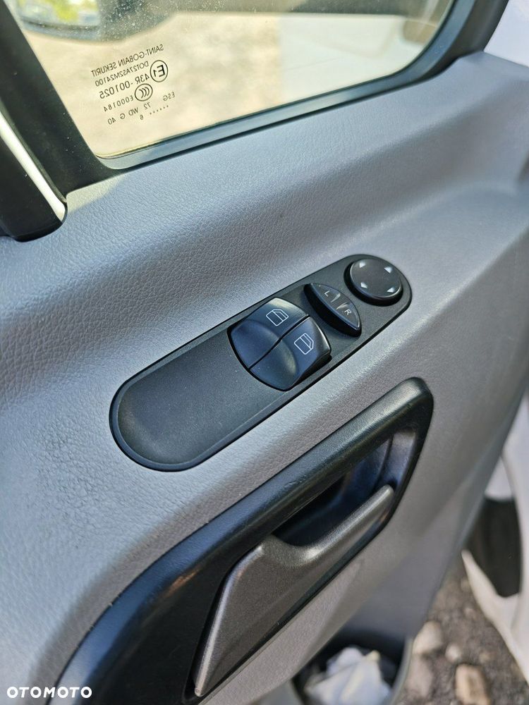 Volkswagen Crafter - 16