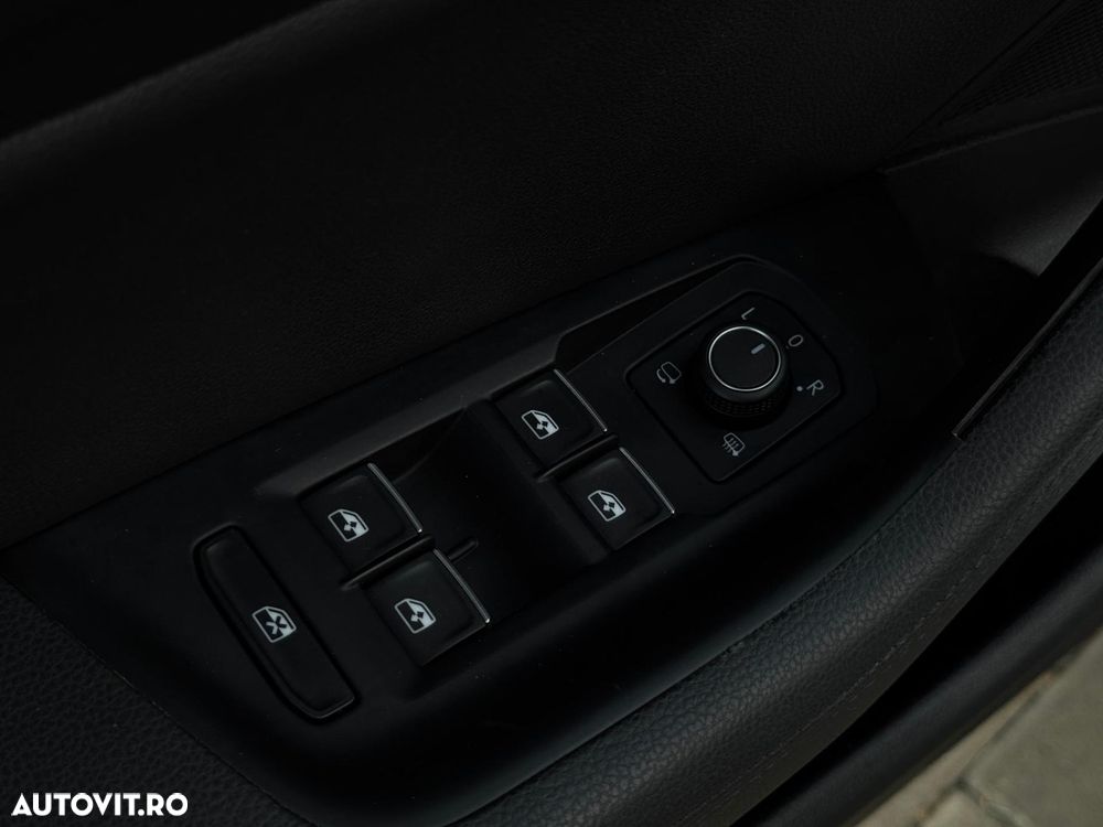 Volkswagen Passat - 30