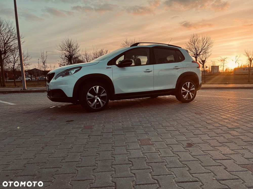 Peugeot 2008 PureTech 110 Stop&Start GT-Line Edition - 9