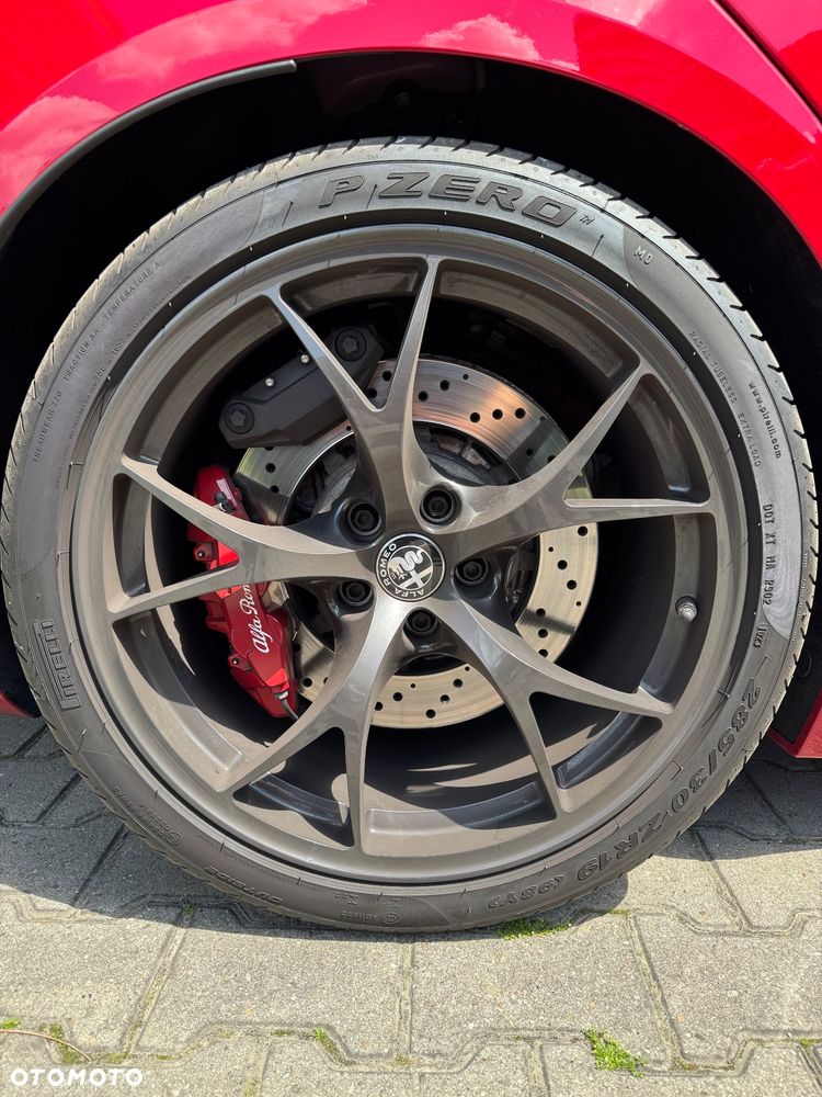 Alfa Romeo Giulia 2.9 Bi Turbo V6 Quadrifoglio - 8
