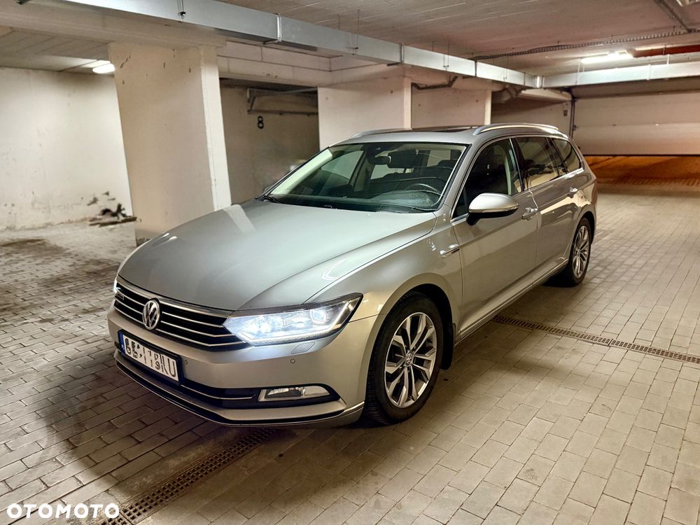 Volkswagen Passat - 15