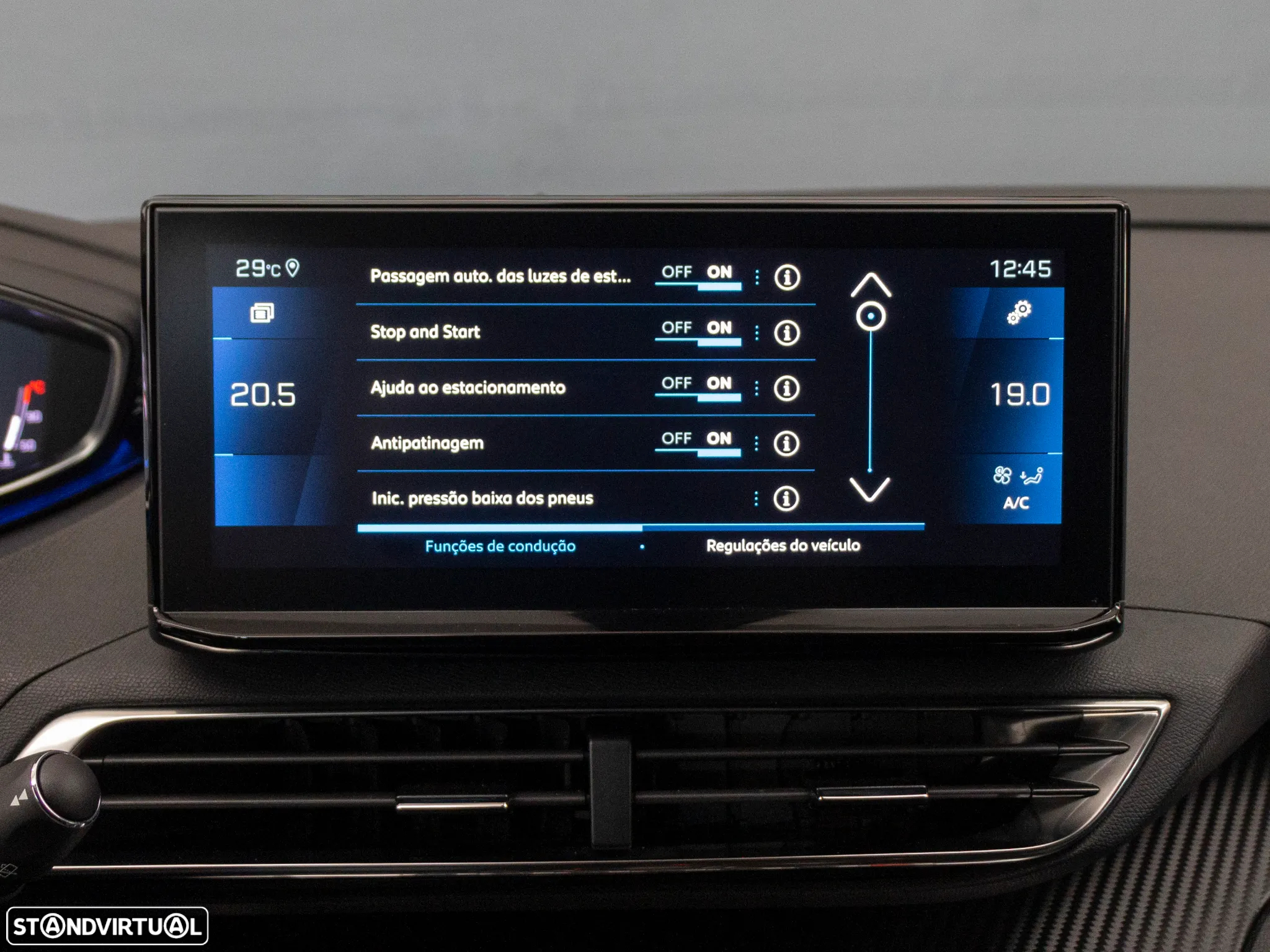 Peugeot 5008 1.2 PureTech Allure EAT8 - 31