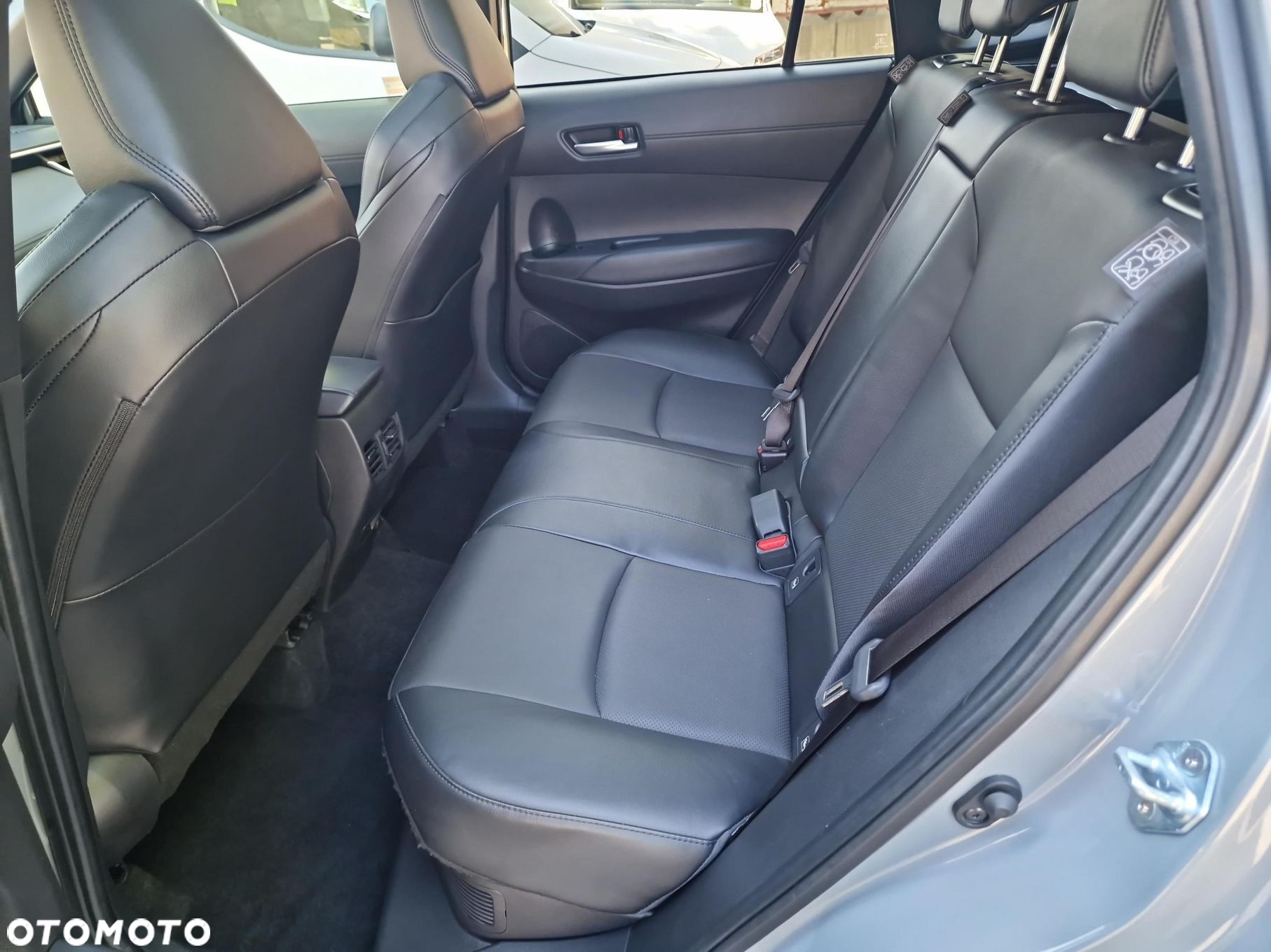 Toyota Corolla Cross - 13