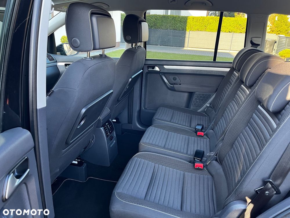 Volkswagen Touran 2.0 TDI DPF Cup - 8