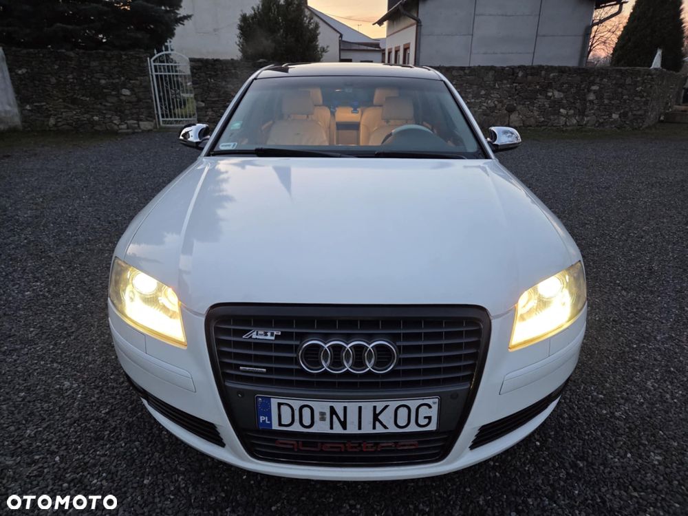 Audi A8 4.2 Quattro - 3