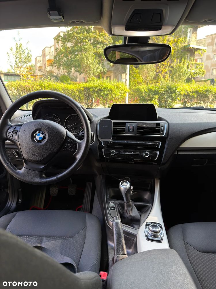 BMW Seria 1 116d - 9