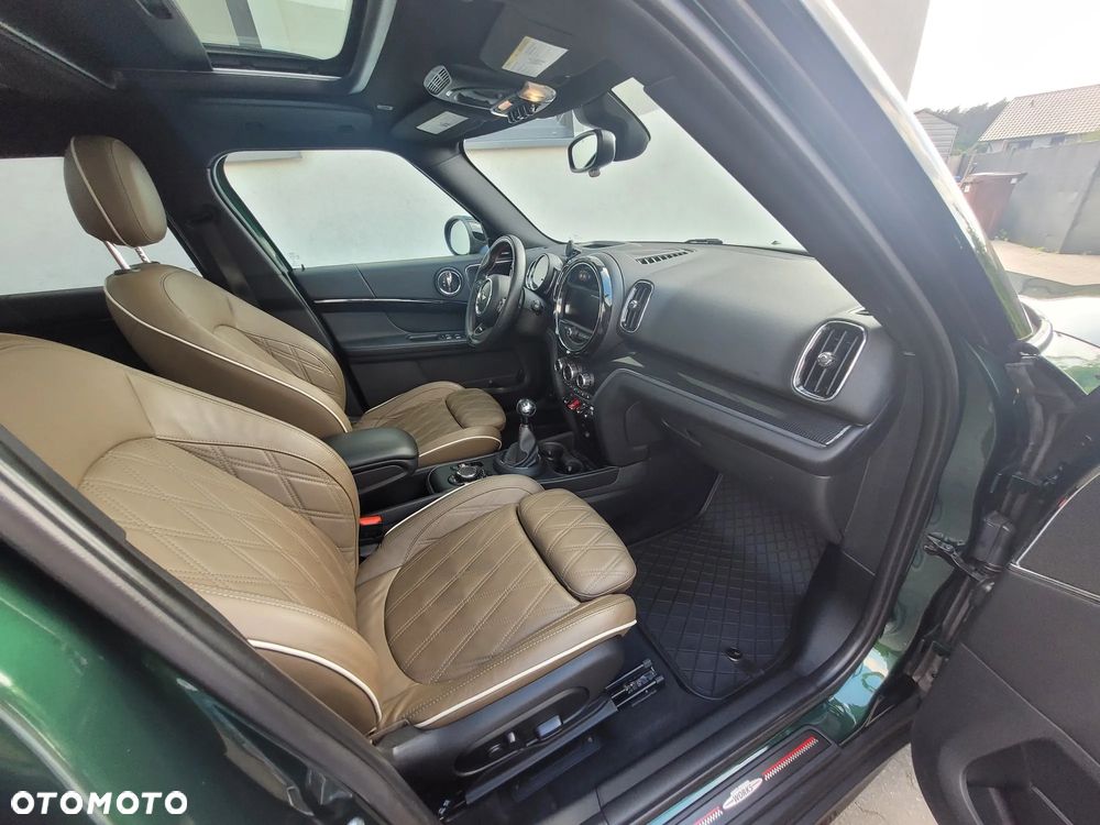 MINI John Cooper Works - 9