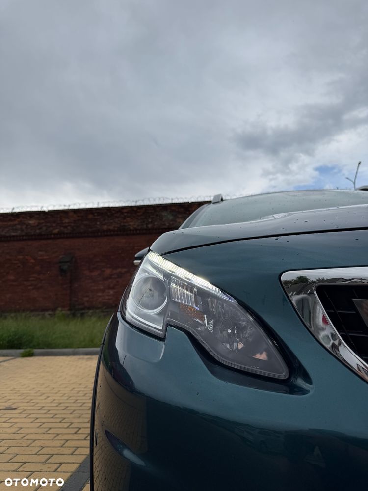 Peugeot 2008 BlueHDi FAP 120 STOP & START Allure - 10