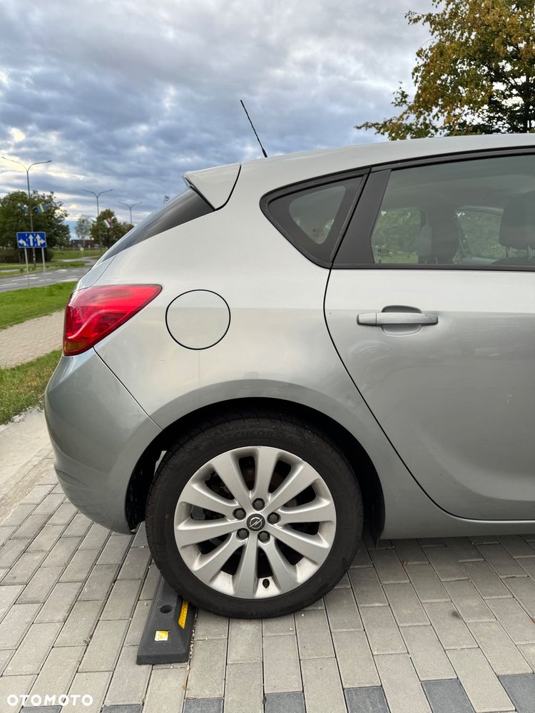 Opel Astra 1.6 - 6