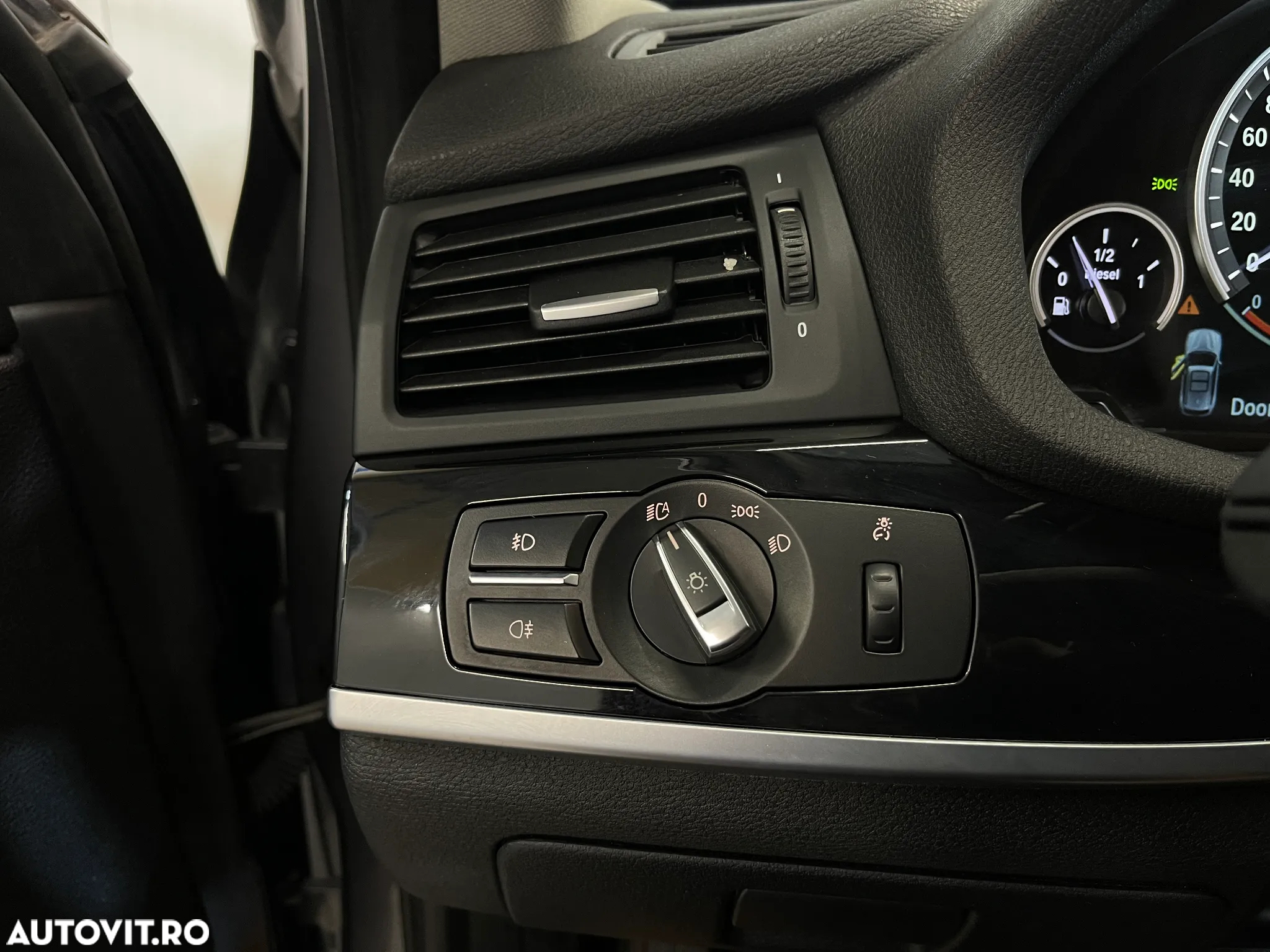 BMW X3 xDrive20d AT Luxury Line - 29