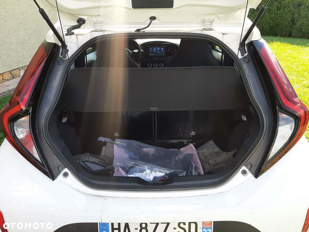 Toyota Aygo X Business Edition - 9