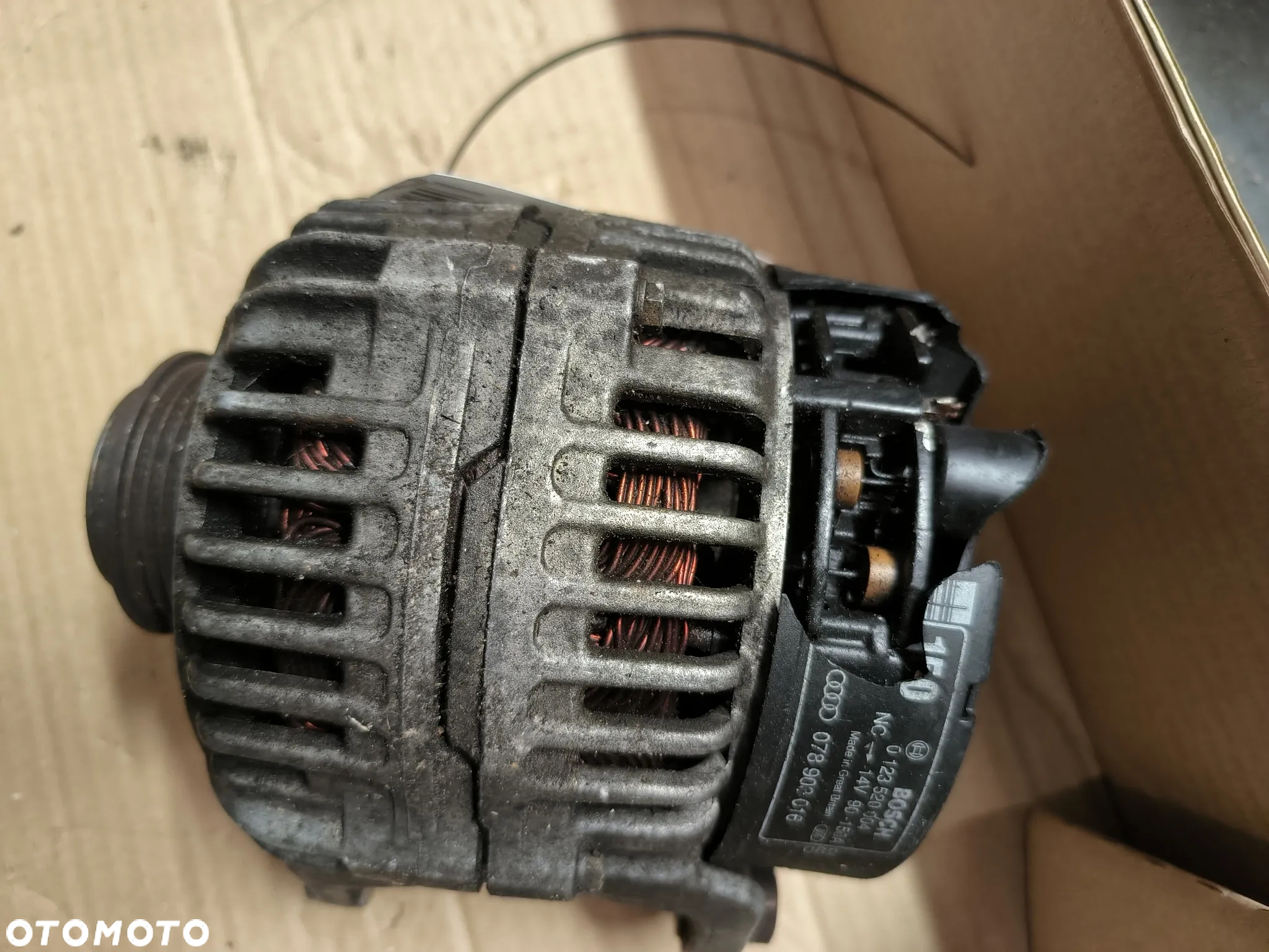Alternator 078903016 AUDI A8 D2 - 2